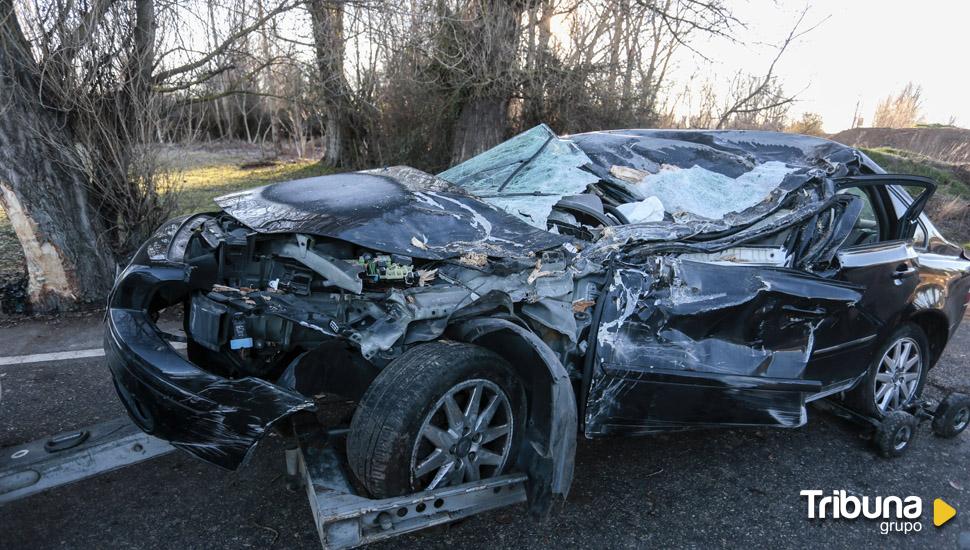 Fallece un varón de 33 años tras salirse de la vía con su coche en la carretera de Vilecha