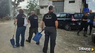 Una cuadrilla solidaria de guardias civiles retirados para ayudar a paliar los efectos de la dana en Valencia