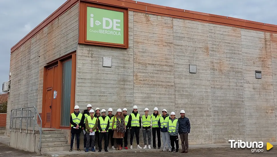 i-DE acerca sus instalaciones a los alumnos de la Universidad de León