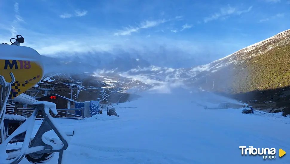 La estación invernal de San Isidro prevé reabrir este jueves gracias a la nieve artificial